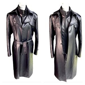 NWOT Mens Long Black Convertible Trench Coat. H3